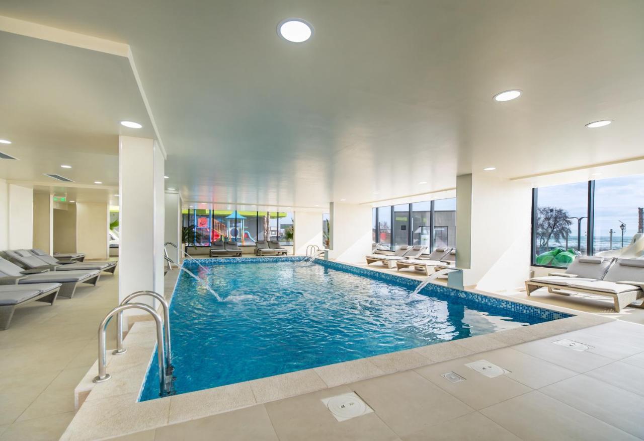 Aquamarin 2Bd Apt Spa N Pools Beach Resort Navodari Exterior photo