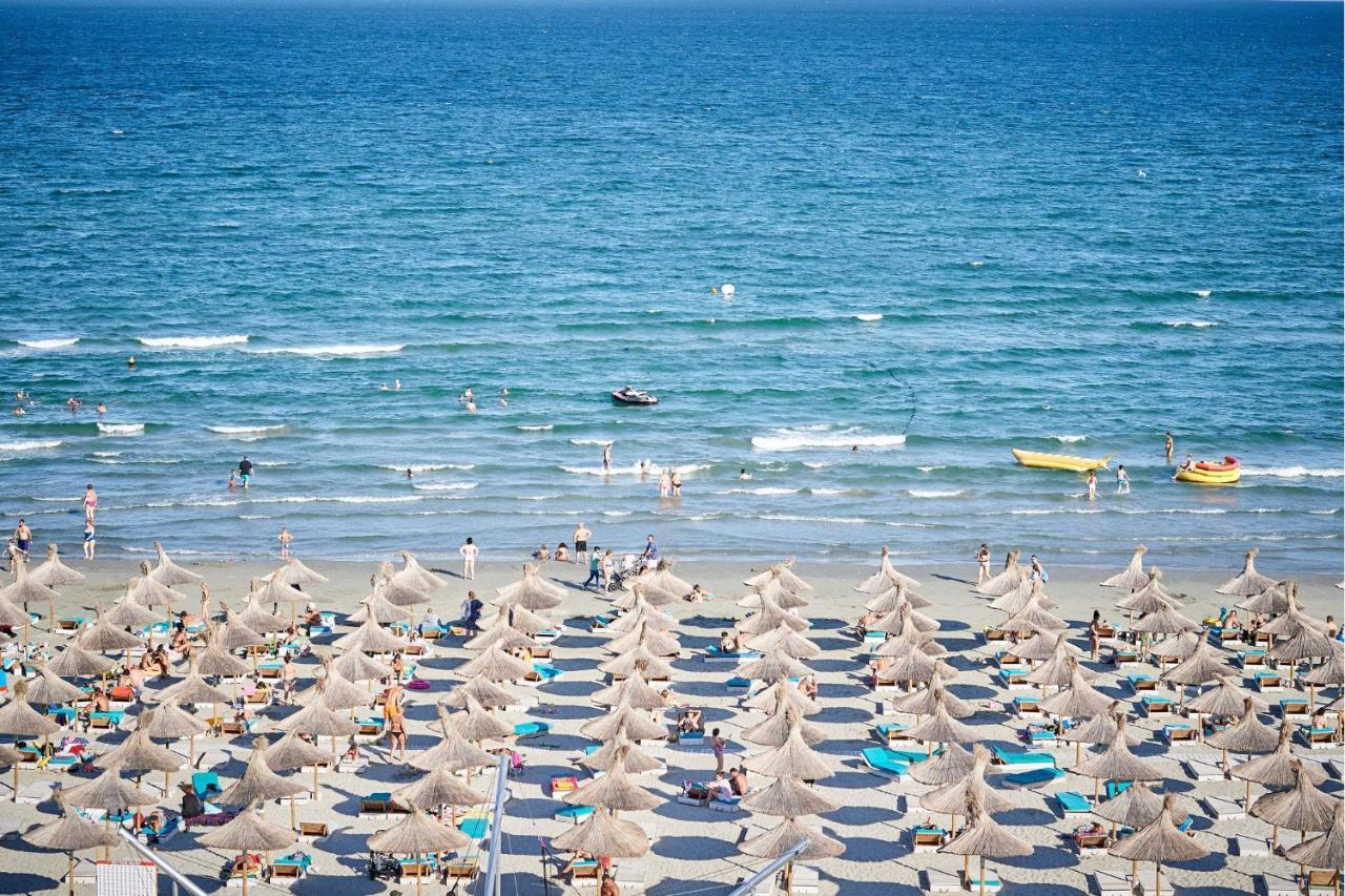 Aquamarin 2Bd Apt Spa N Pools Beach Resort Navodari Exterior photo